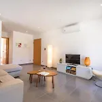 Carmona A T2 - By Smarthomes Apartment Sao Martinho do Porto
